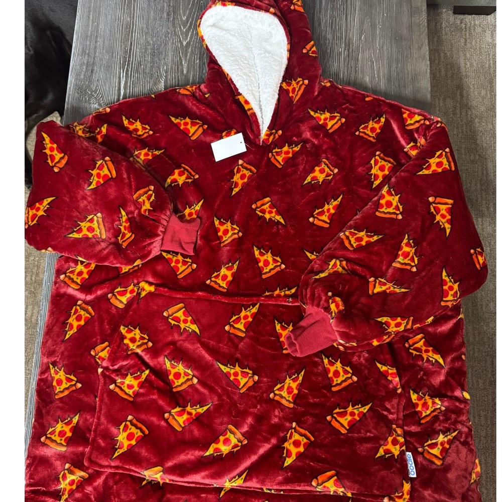 The Oodie Pizza Wearable Blanket Hoodie Adult One Size Red Sherpa NWT